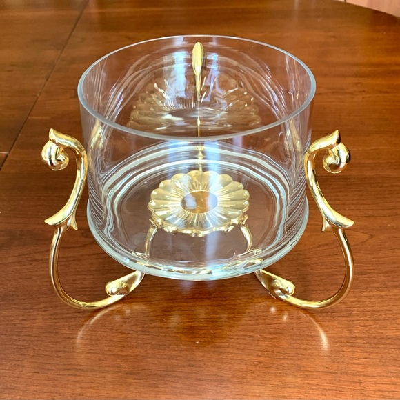Clear glass hot buffet serving dish & gold tone metal warmer rack - Picture 3 of 11